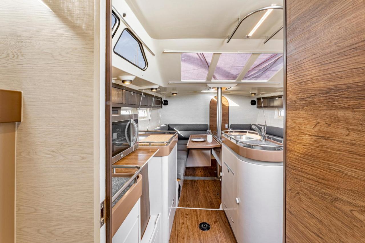 Relaxing Stay On A 38Ft Sail Yacht Arrecife  Exterior photo
